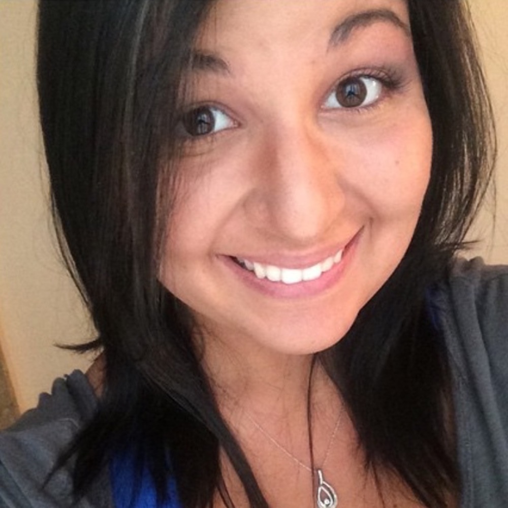 Meet your Posher, Courtney
